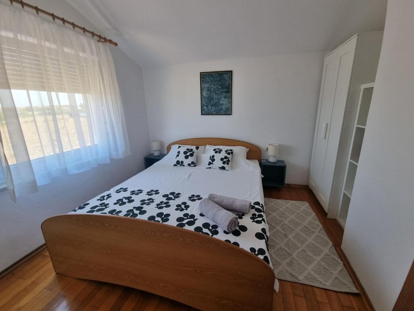 Rising Sun Apartment Vir